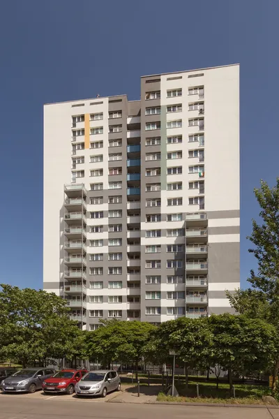 Singles aufgepasst: Kompaktes 1-Zimmer-Apartment wartet auf Sie! — photo 1